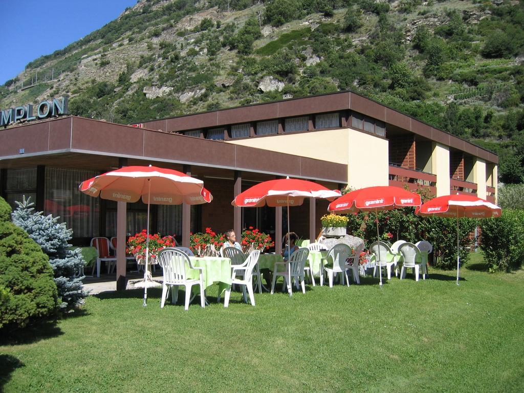 Hotel Garni Simplon Brigerbad ภายนอก รูปภาพ